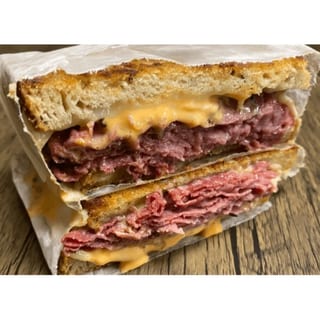 Hot Pastrami Sandwich